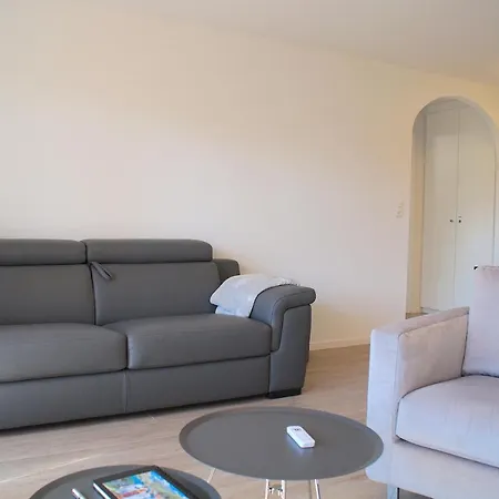 Cozy And Central For Up To 4 Guests, Ariana *